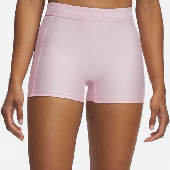 Under Armour Short - Picture 4 of 4